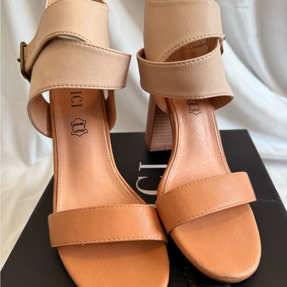 Ainsley Tan and Cream Heeled Sandals